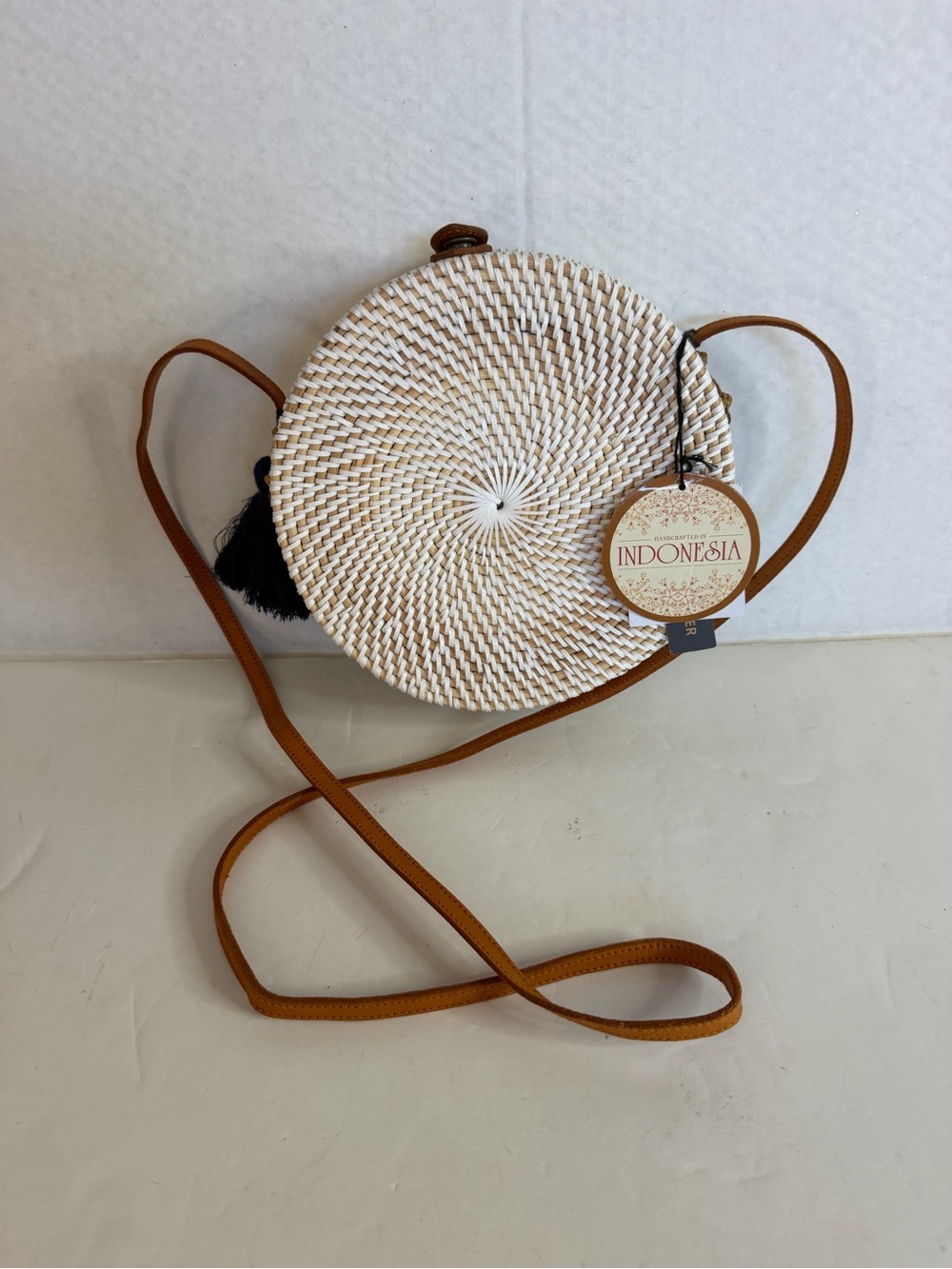 NWT Original Native Rattan Bali Circle Hand Crafted Wicker Straw Crossbody Bag